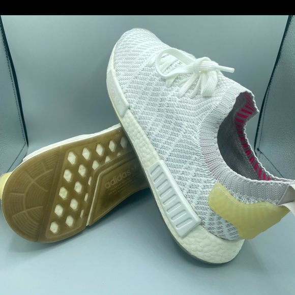 adidas NMD_R1 STLT Primeknit ‘Cloud White’ CQ2390 - Picture 6 of 13